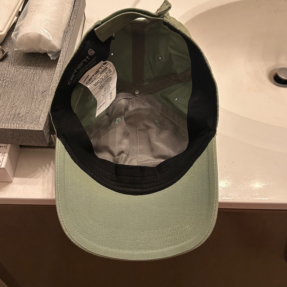 Carhartt Green Cap - Picture 3 of 9